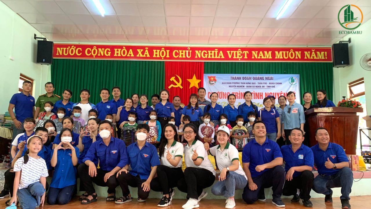 EcoBambu cùng Thành đoàn Quảng Ngãi tổ chức chương trình “Tiếp sức đến trường”