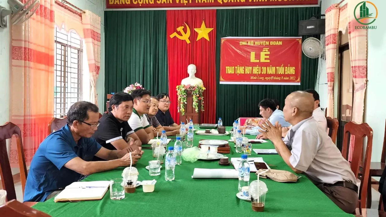 EcoBambu hỗ trợ giống cây tre nguyên liệu cho huyện Minh Long